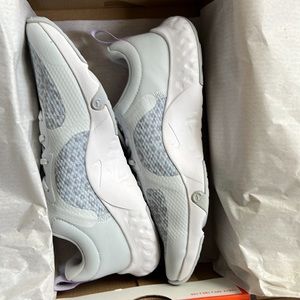 Womens Nike Renew In Season TR 11